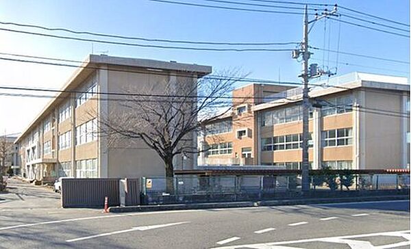 宇都宮市立豊郷中学校まで2224m