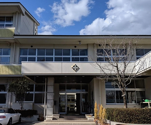 宇都宮市立清原中学校まで2224m
