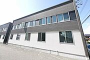 野々市駅より徒歩22分 築8年6ヶ月 2階建の賃貸物件