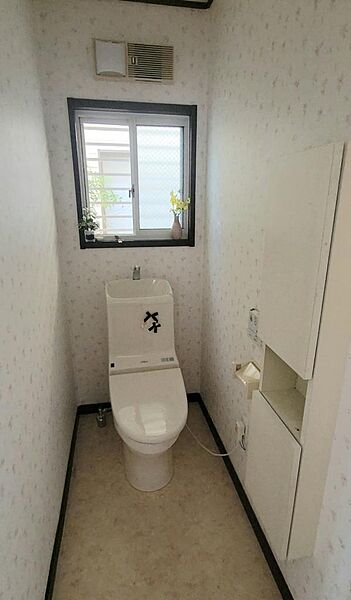 トイレを拡大表示