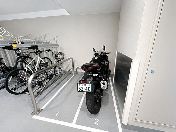 バイク置き場