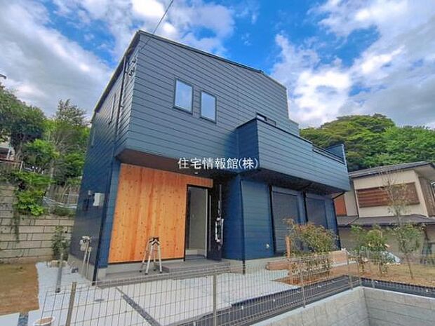 ご家族が集うLDKは約20.9帖の広さ、団らんの空間です。