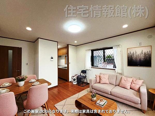 明るい日差しが入る風通しの良いリビングです。