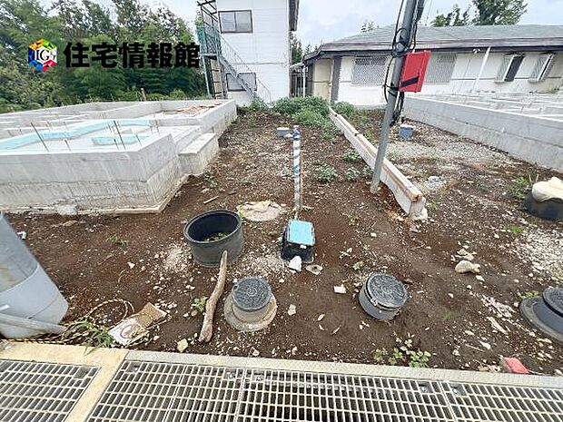 セカンドカーにも便利な駐車2台可能です。