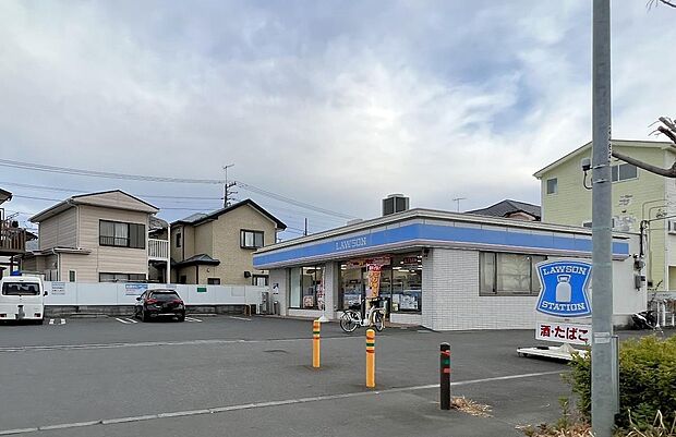 ローソン 茅ケ崎産業道路店まで約190m(徒歩3分)