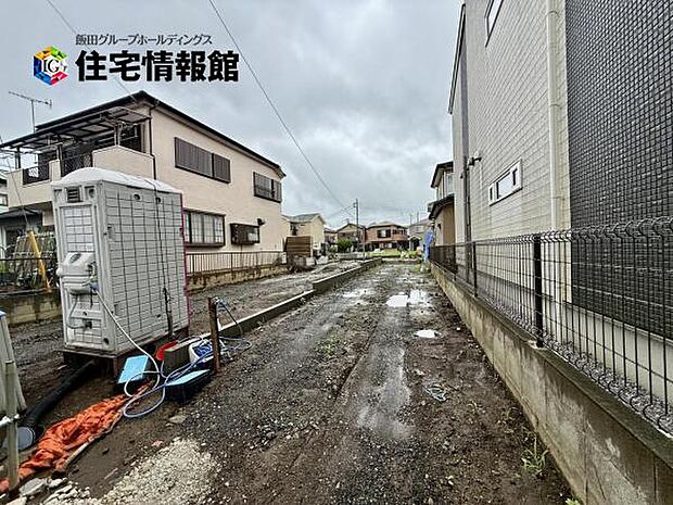 4台駐車可能なので、ご家族で複数台所有する際や来客時に役立ちます。