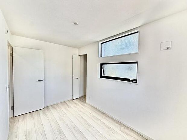 子供部屋や趣味の部屋など用途に合わせてお使いいただけます。
