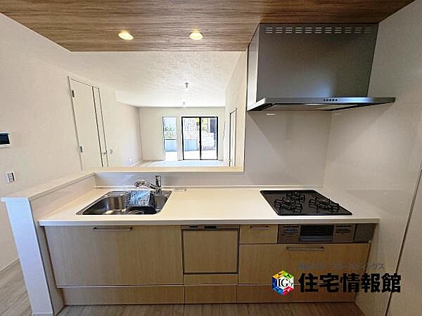 キッチンを拡大表示