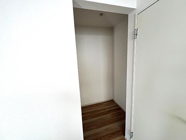 ウォークインクロゼットのある住まいで収納上手な生活を。