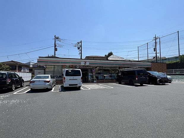 セブン-イレブン 綾瀬深谷中5丁目店まで約350m(徒歩5分)