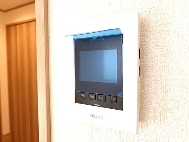 訪問者を確認できるTVモニター付きインターフォンです。