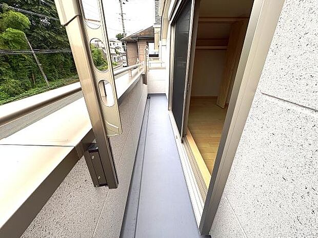 お洗濯ものを気持ち良く太陽の光で干せるのが嬉しいですね。