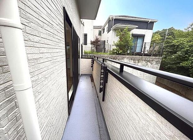 お洗濯ものを気持ち良く太陽の光で干せるのが嬉しいですね。