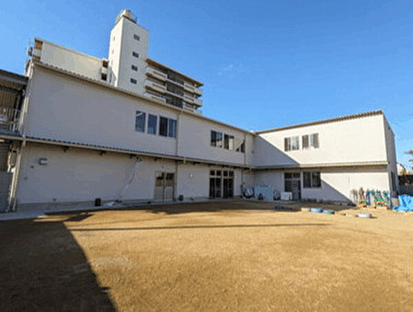 幼稚園、保育園「大阪市立梅本保育所まで192m」