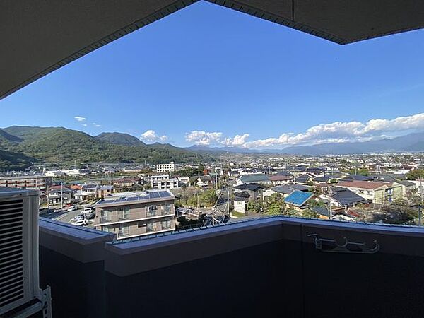 気持ちのいい風景を望むことができるお部屋です。