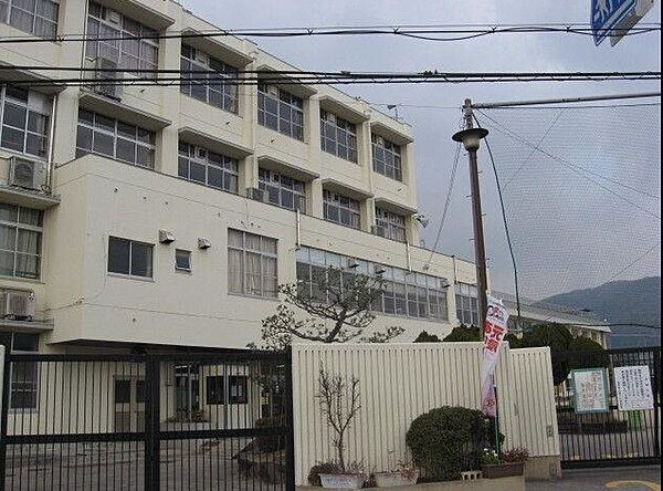 島本町立第四小学校　530M