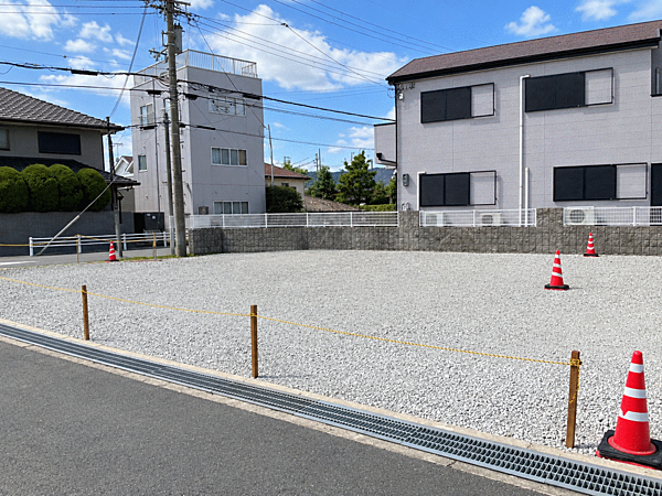 ※更地イメージです　角地ならではの開放感。2方向が道路に面した明るい敷地です