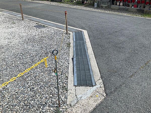現地の境界部分を確認できる写真です。詳細は現地にてご確認いただけます