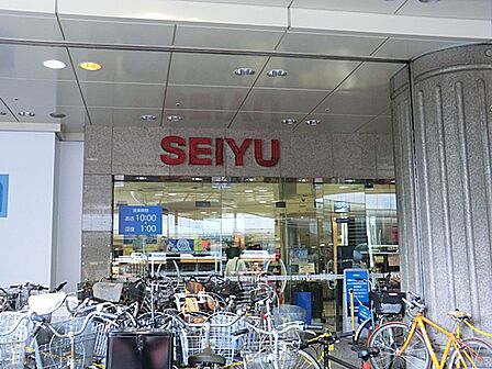 西友 大井町店 220m