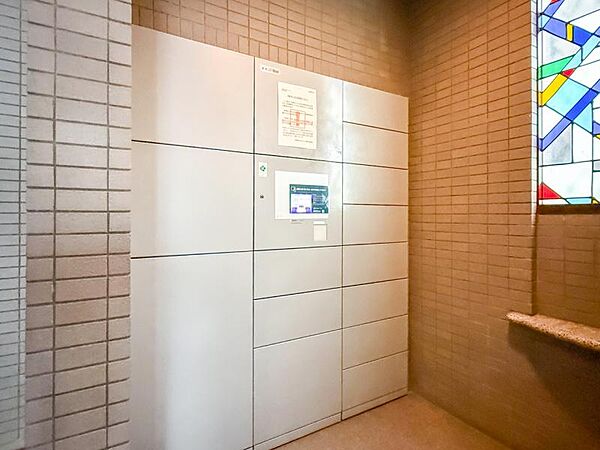 留守になりがちでも安心の宅配ボックス。