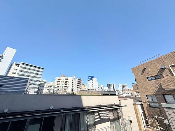 ホット一息つきたいときに望むこの眺望。リラックスできる空間になりますね！
