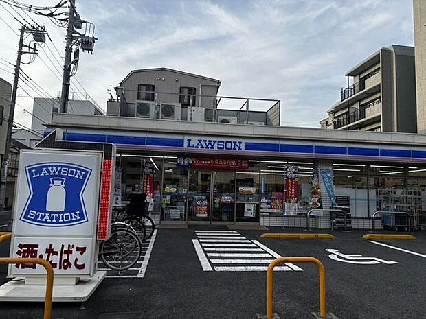 ローソン 足立谷中五丁目店 1100m