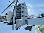 ジジトロア 3階 築5年11ヶ月の賃貸物件