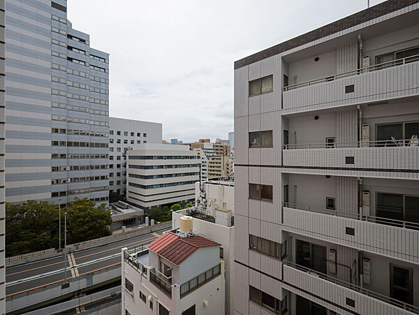 バルコニーからの眺め（南西方向）［2026年8月30日撮影］