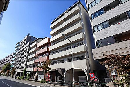 オリエンタル南麻布の外観(南東側から)
