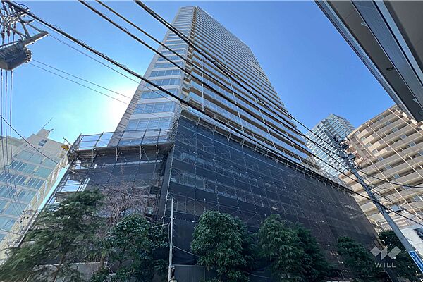 ライオンズ四谷タワーゲートの外観（北東側から）