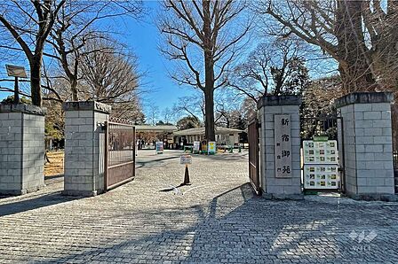 新宿御苑の外観
