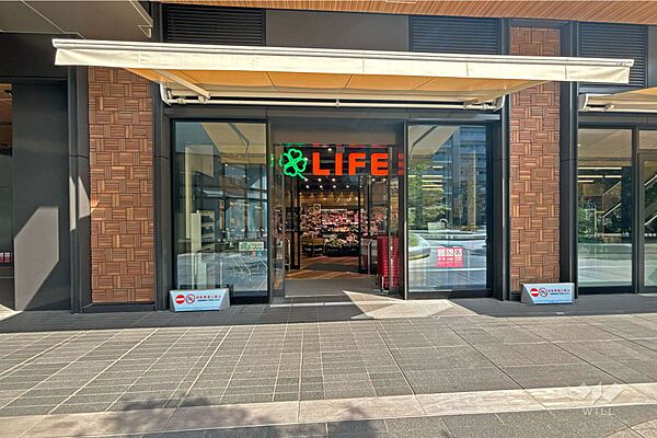 ライフ(勝どきミッド店)の外観