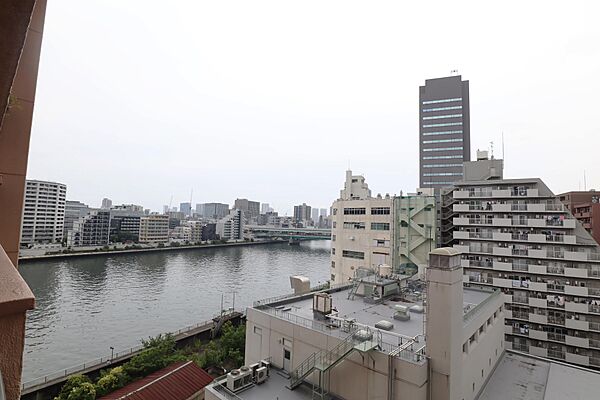 バルコニーからの眺め（南西方向）