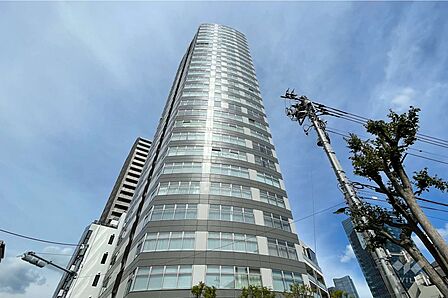 マジェスタワー六本木の外観(南西側から)