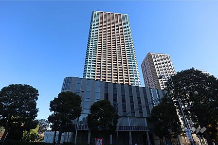センチュリーパークタワー外観(南西側から)