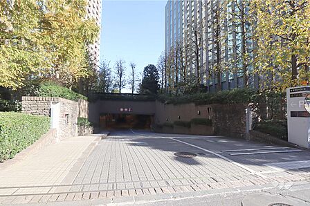 駐車場の出入り口
