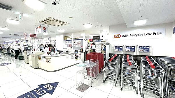 オーケー(銀座店)の外観
