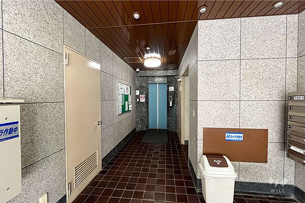 エントランスホール