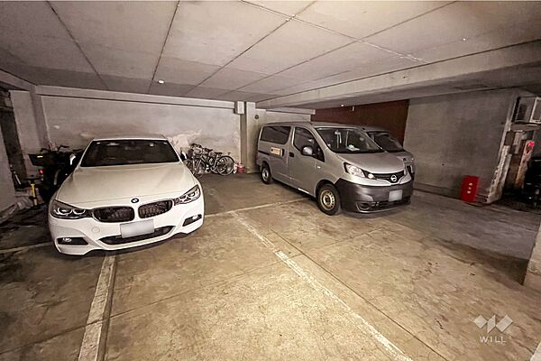 敷地内駐車場（屋内平面式）
