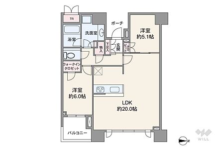 間取りは専有面積70.70平米の2LDK。広々としたLDK約20.0帖のプラン。室内の収納以外に、共用廊下に面してトランクルームが設けられています。バルコニー面積は5.08平米。