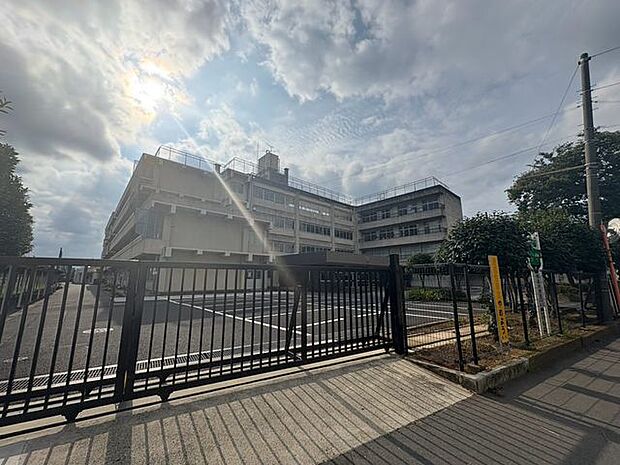 柏市立西原中学校 徒歩18分。 1430m