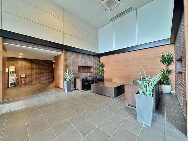 エントランスを拡大表示