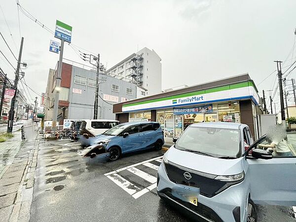 ファミリーマート 薬ヒグチ柏店100m