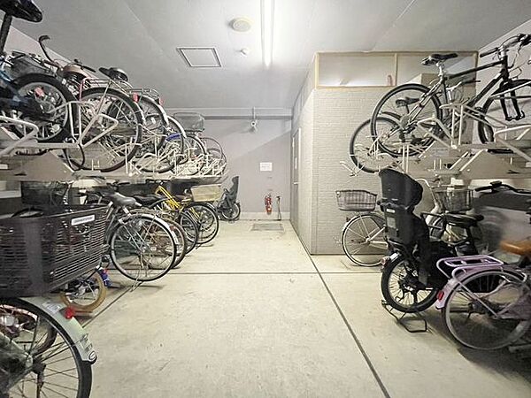 「駐輪場」