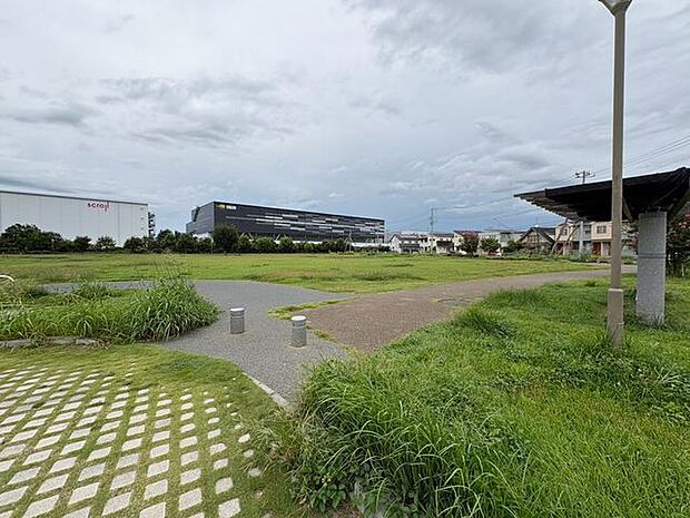 みらいの森公園 徒歩23分。 1770m
