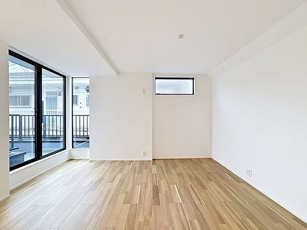 「木のぬくもり感じる優しい雰囲気のお部屋」落ち着いたカラーコーディネートの室内。インテリアやファブリックで、オーナー様好みのテイストデザインを取り入れて頂けます。