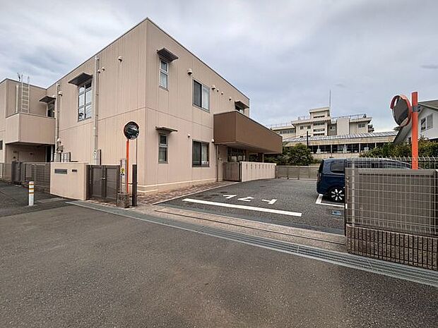 和名ヶ谷ひまわり保育園 徒歩24分。 1900m