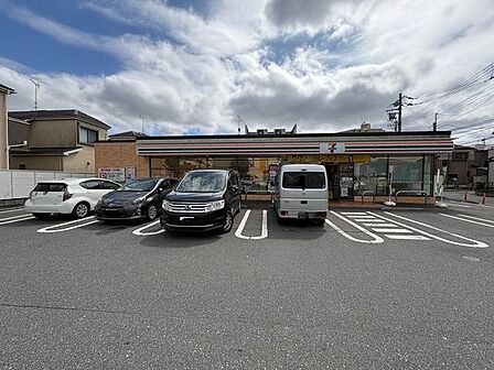 セブンイレブン松戸南花島4丁目店 360m