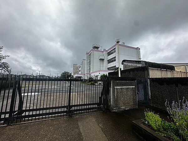 流山市立東深井中学校 1650m