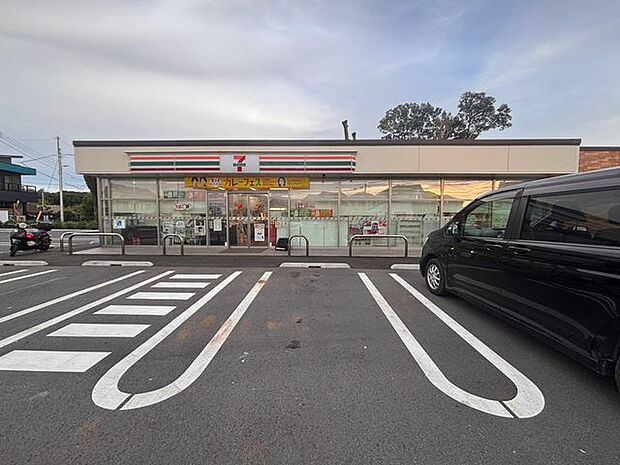 セブンイレブン柏増尾6丁目店 徒歩10分。 750m